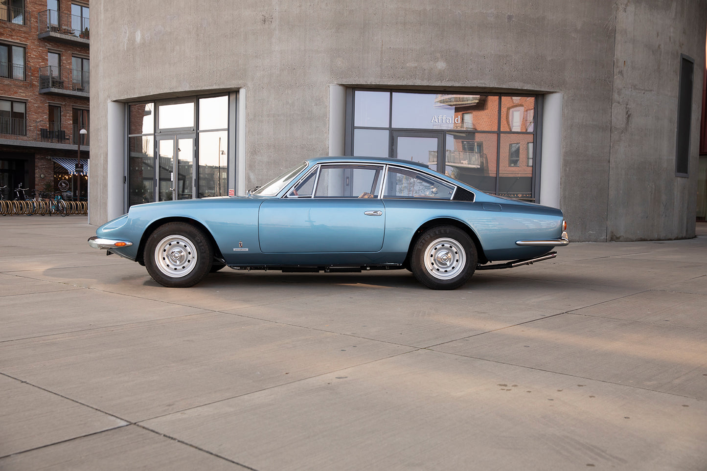 1969 Ferrari 365GT 2+2