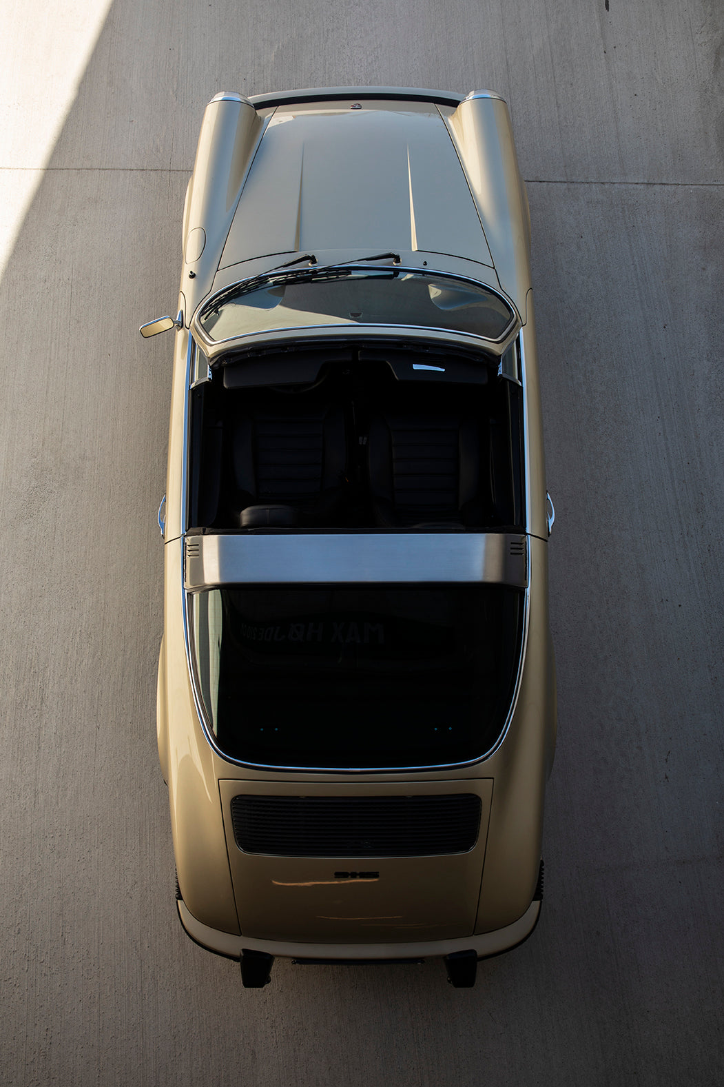 Full aerial view of 1975 Porsche 911S Targa.