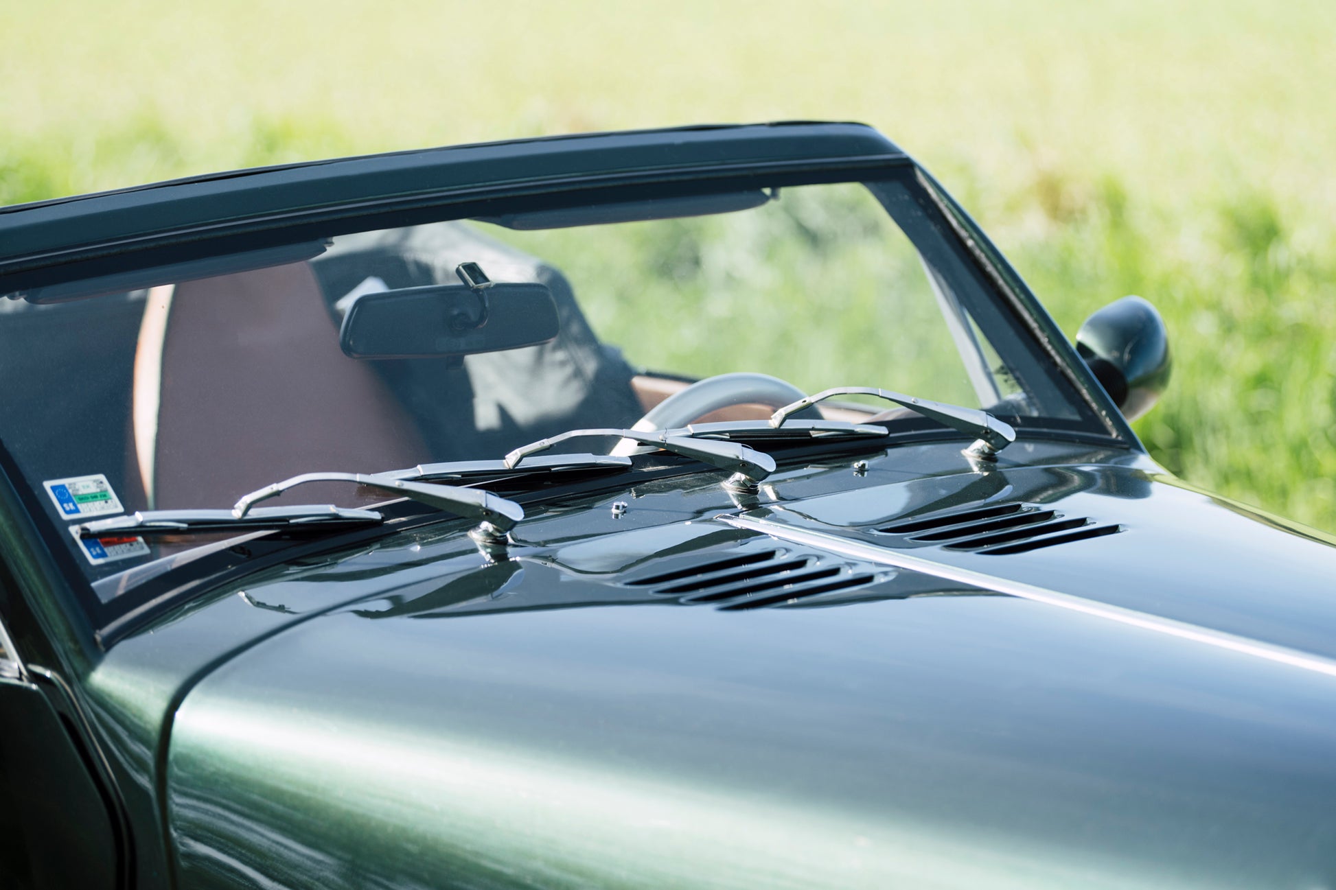 Triple windshield wipers. 2005 Morgan Aero 8.