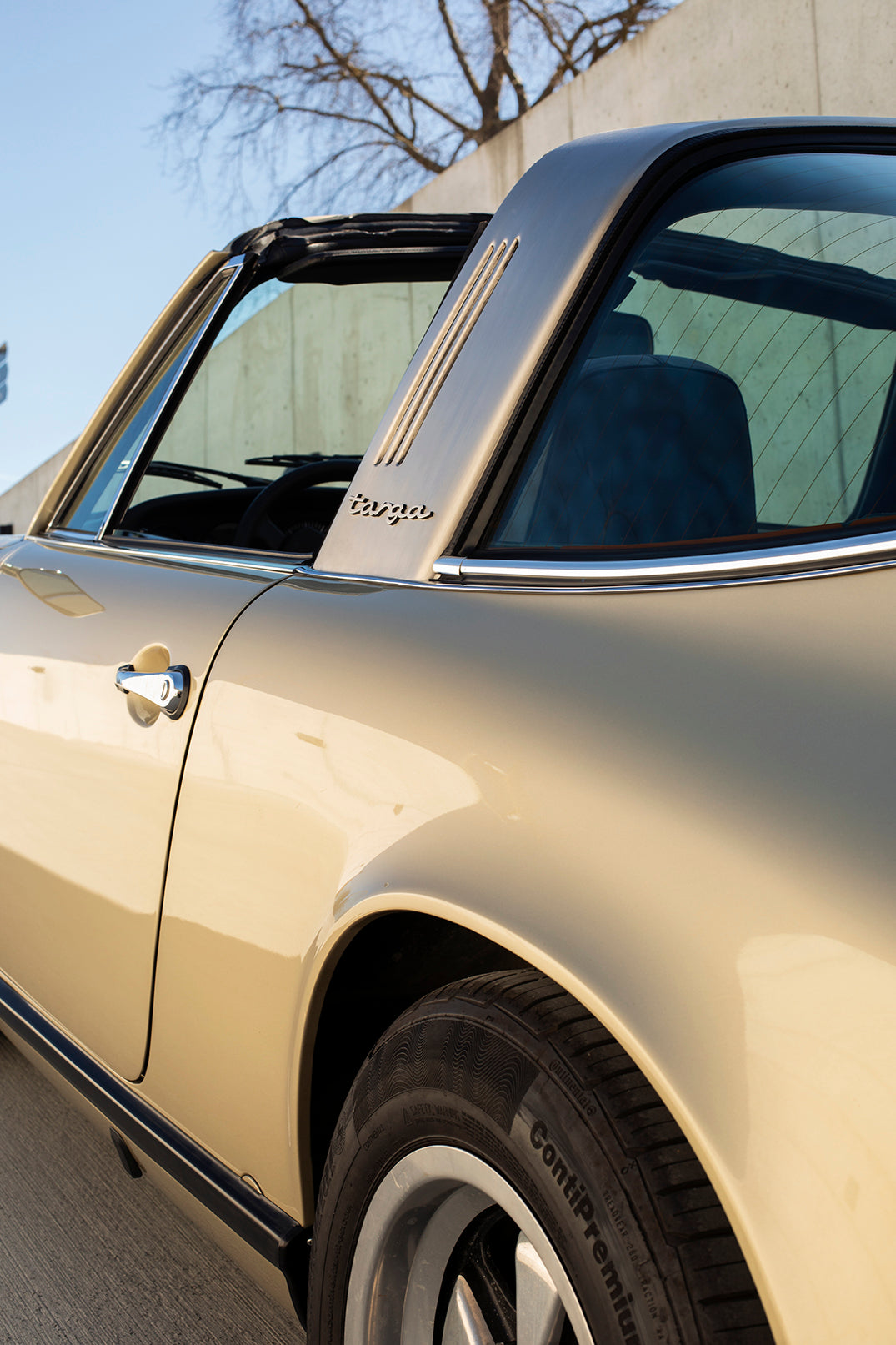 Clear sky driving. 1975 Porsche 911S Targa.