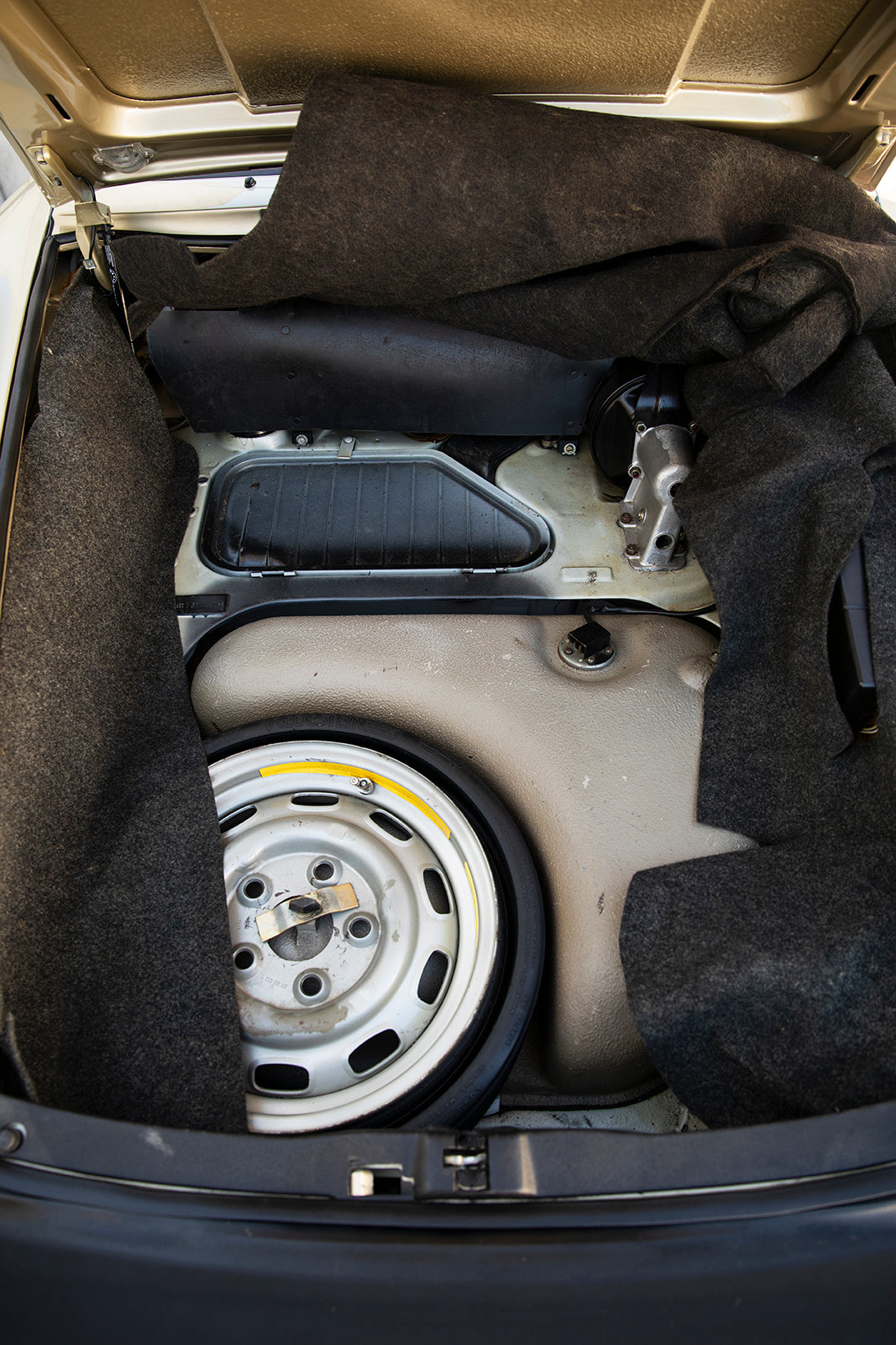 Storage compartment. 1975 Porsche 911S Targa for sale.