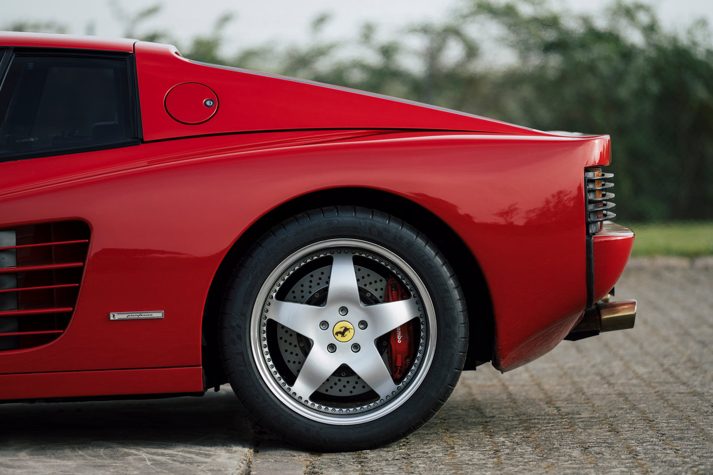 Rear wheel. 1991 Ferrari Testarossa for sale.