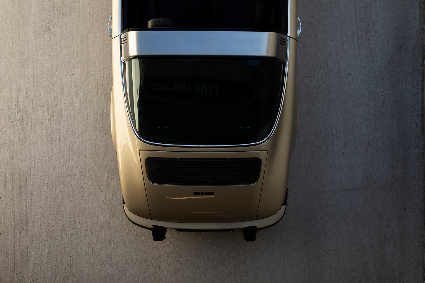 Aerial view of rear end. 1975 Porsche 911S Targa.