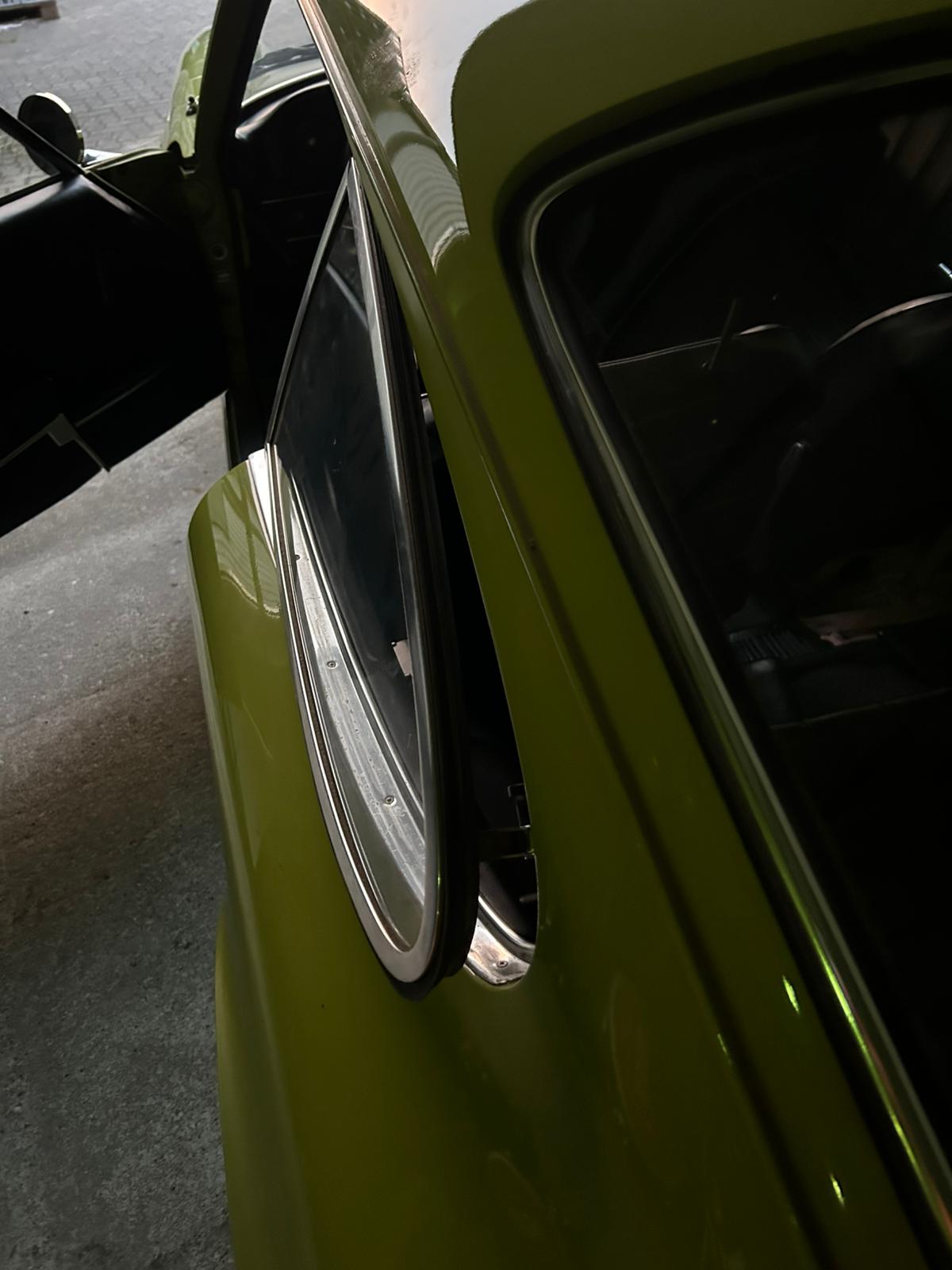 1969 Porsche 911T 2.0Litre Olive Green