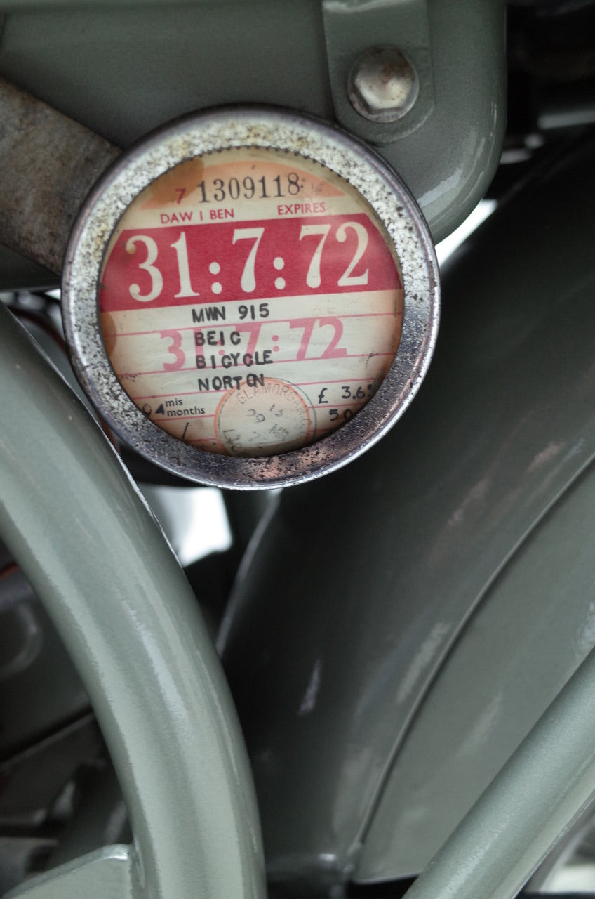 1956 Norton International M30 500cc SOHC