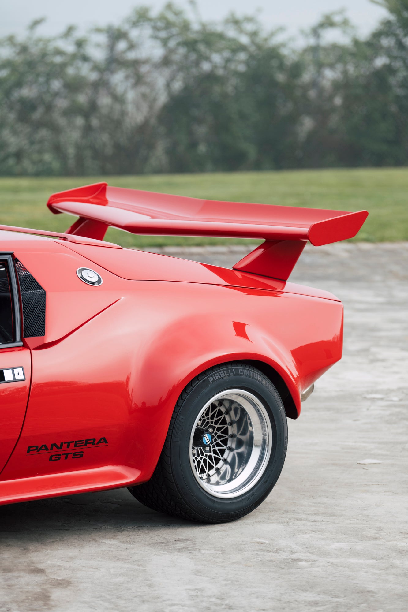 Aggressive spoiler. 1973 DeTomaso Pantera To GT5-S Specification.