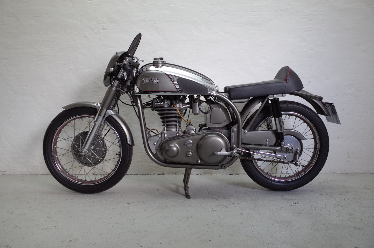 1954 Norton International Clubman M40 5th place Isle of Man TT