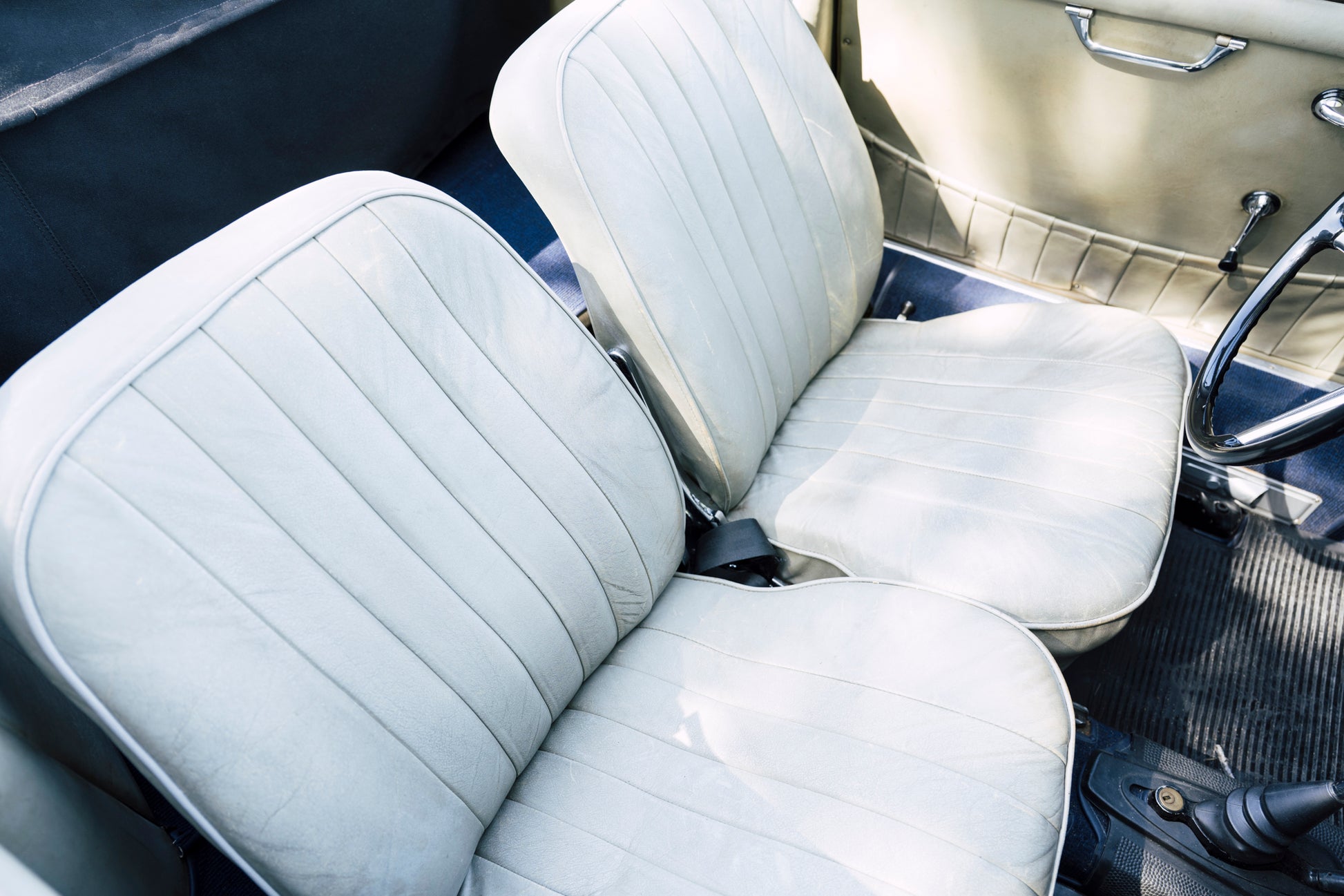 Leather seats. 1962 Porsche 356 B 1600 Super 75 Cabriolet T6.