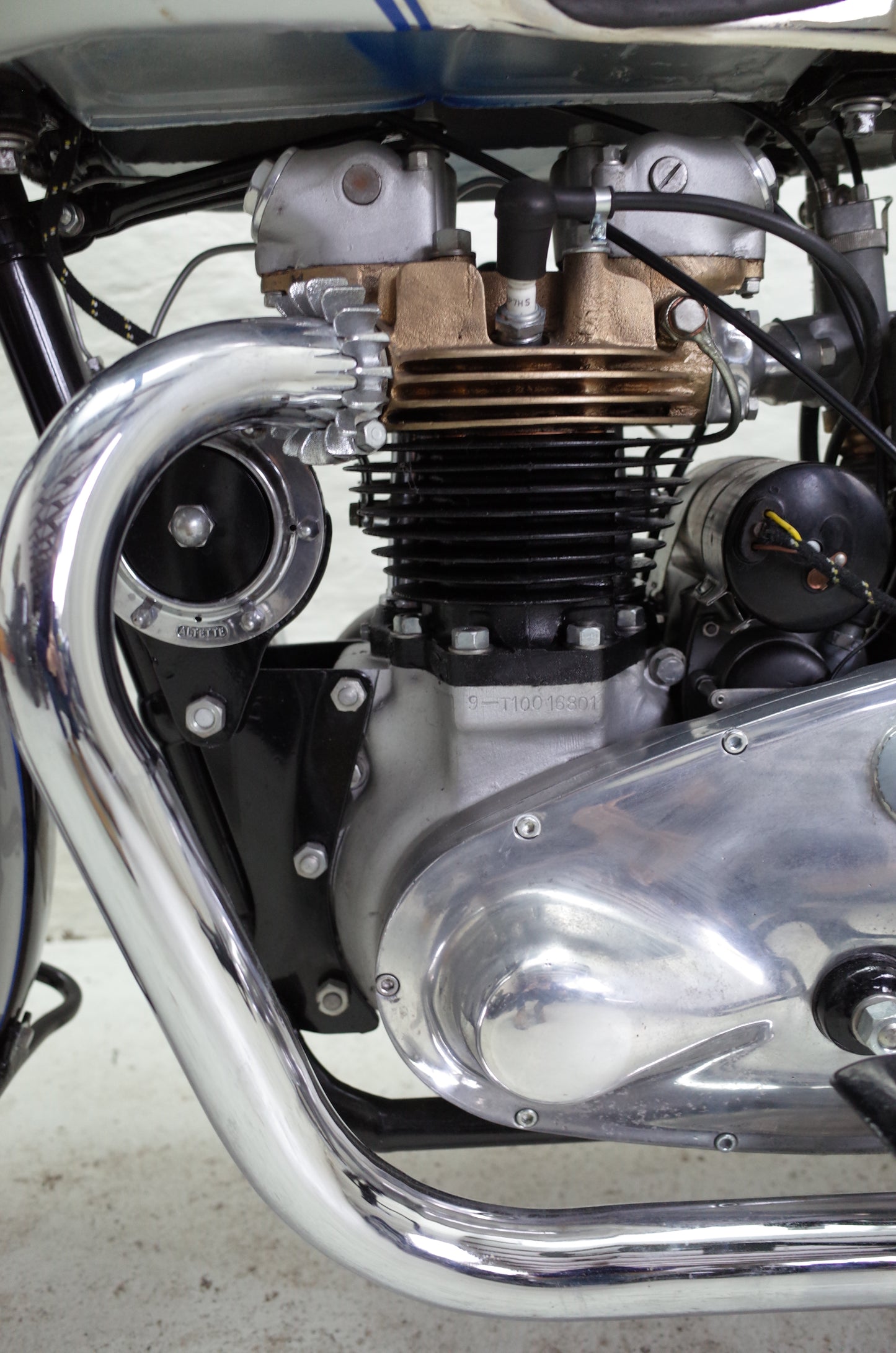 1939 Triumph T100 Bronze Head