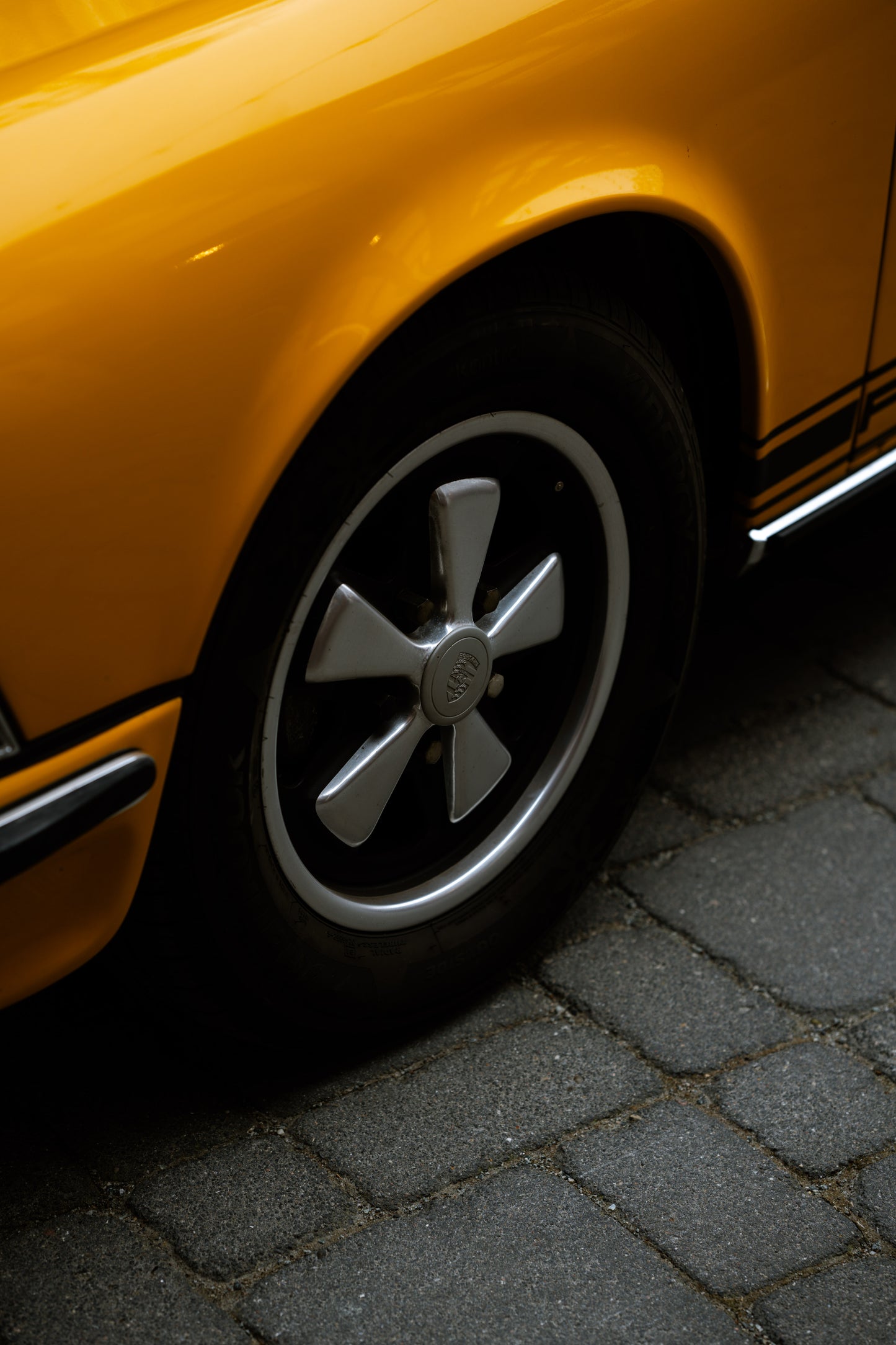 1972 Porsche 911S 'Oil klappe'