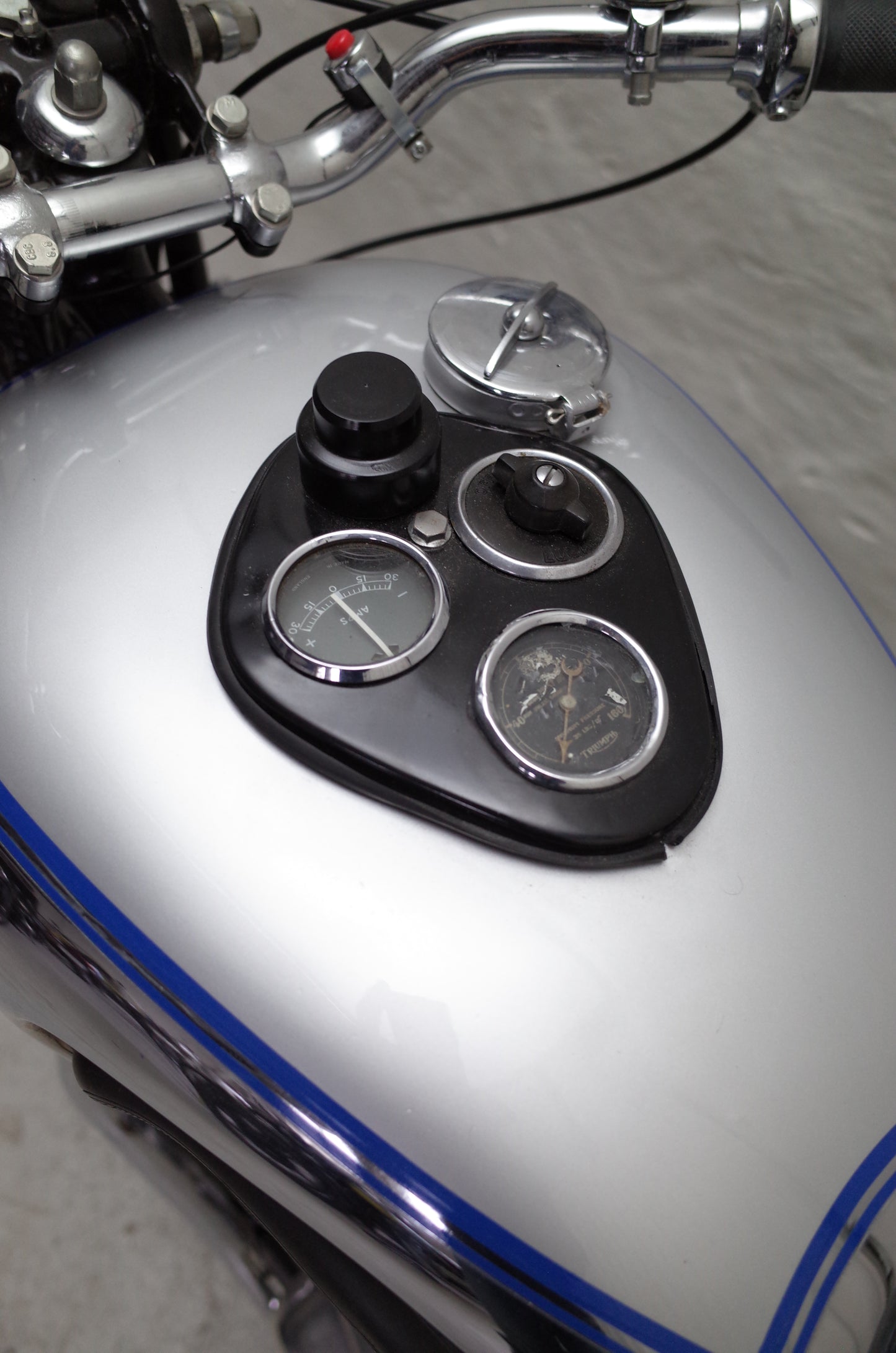 1939 Triumph T100 Bronze Head