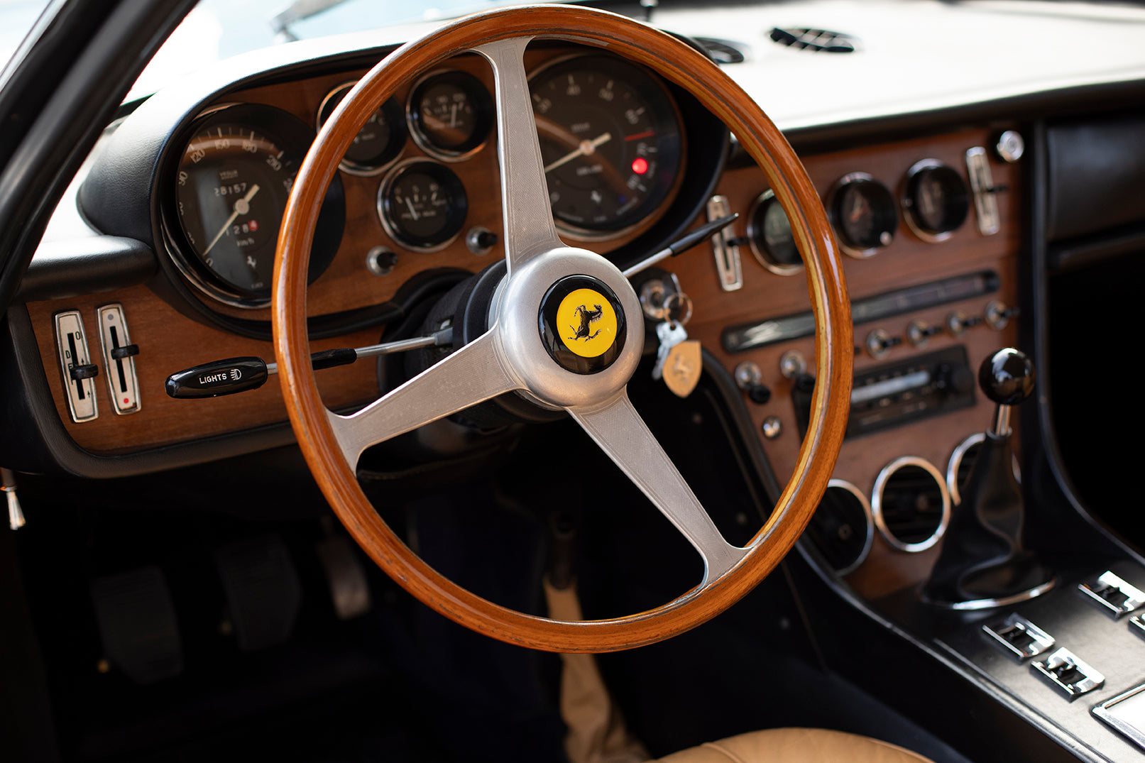 Dashboard, panels and steering wheel. 1969 Ferrari 365GT 2+2.