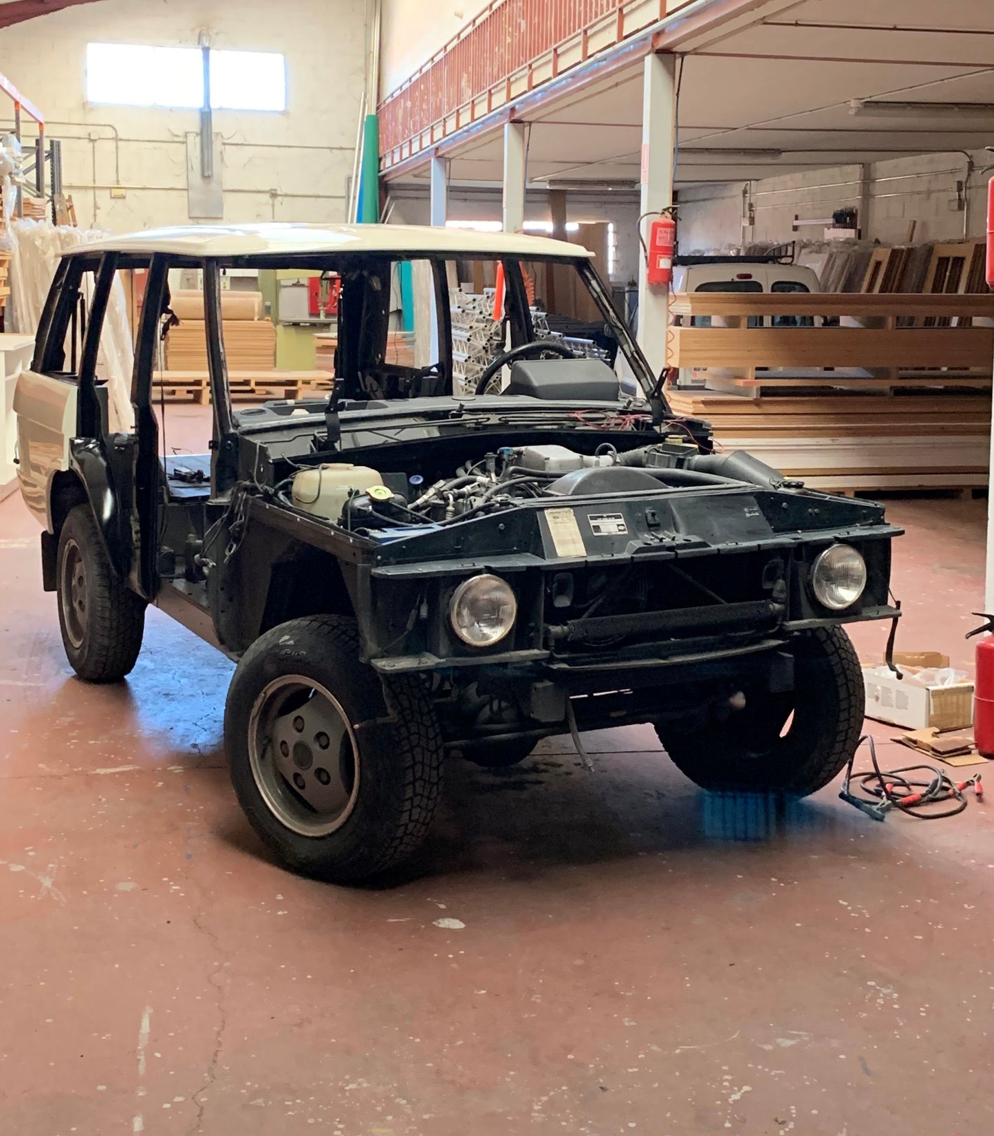Restoration of 1988 Range Rover Vogue SE for sale.