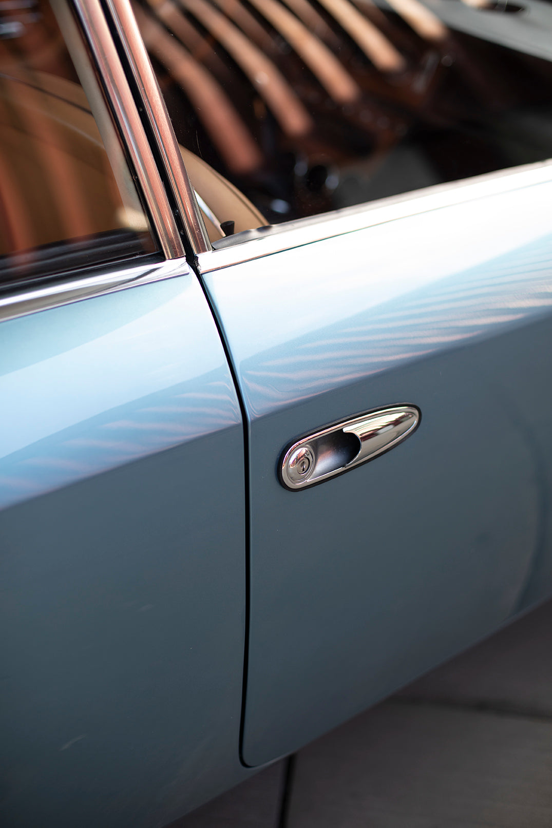 Metallic paint. 1969 Ferrari 365GT 2+2 for sale.