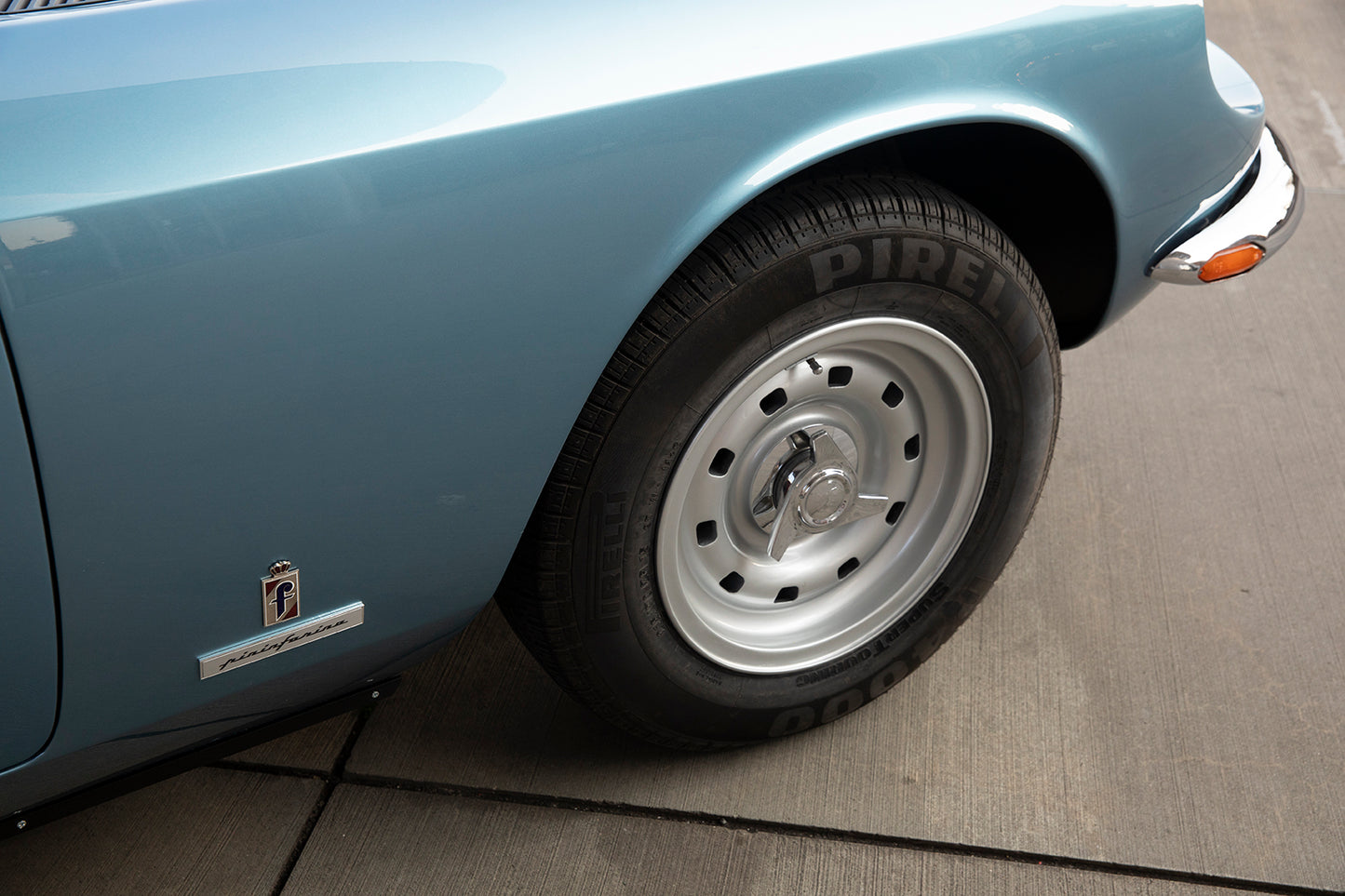 Wheel closeup. 1969 Ferrari 365GT 2+2.