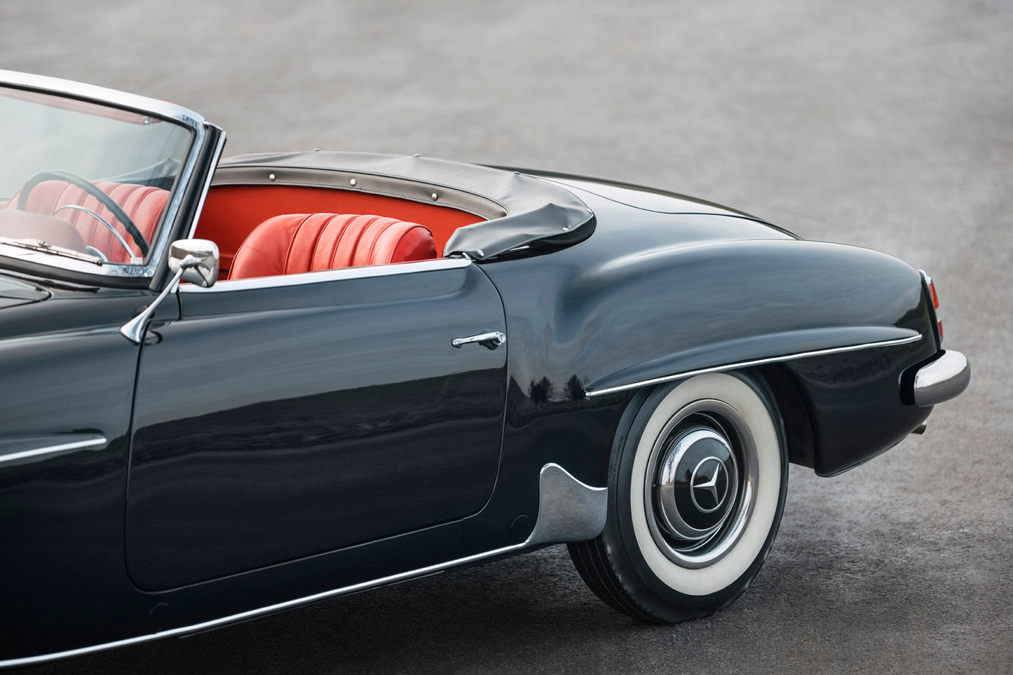 1963 Mercedes Benz 190 SL w. Hardtop