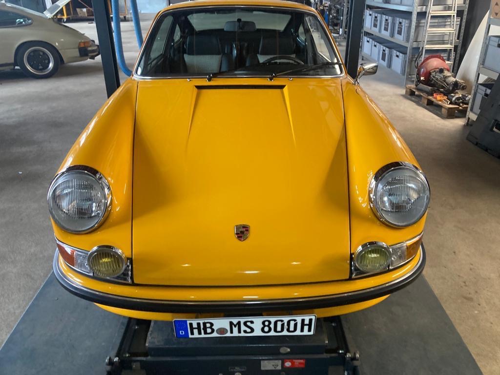 1972 Porsche 911S 'Oil klappe'