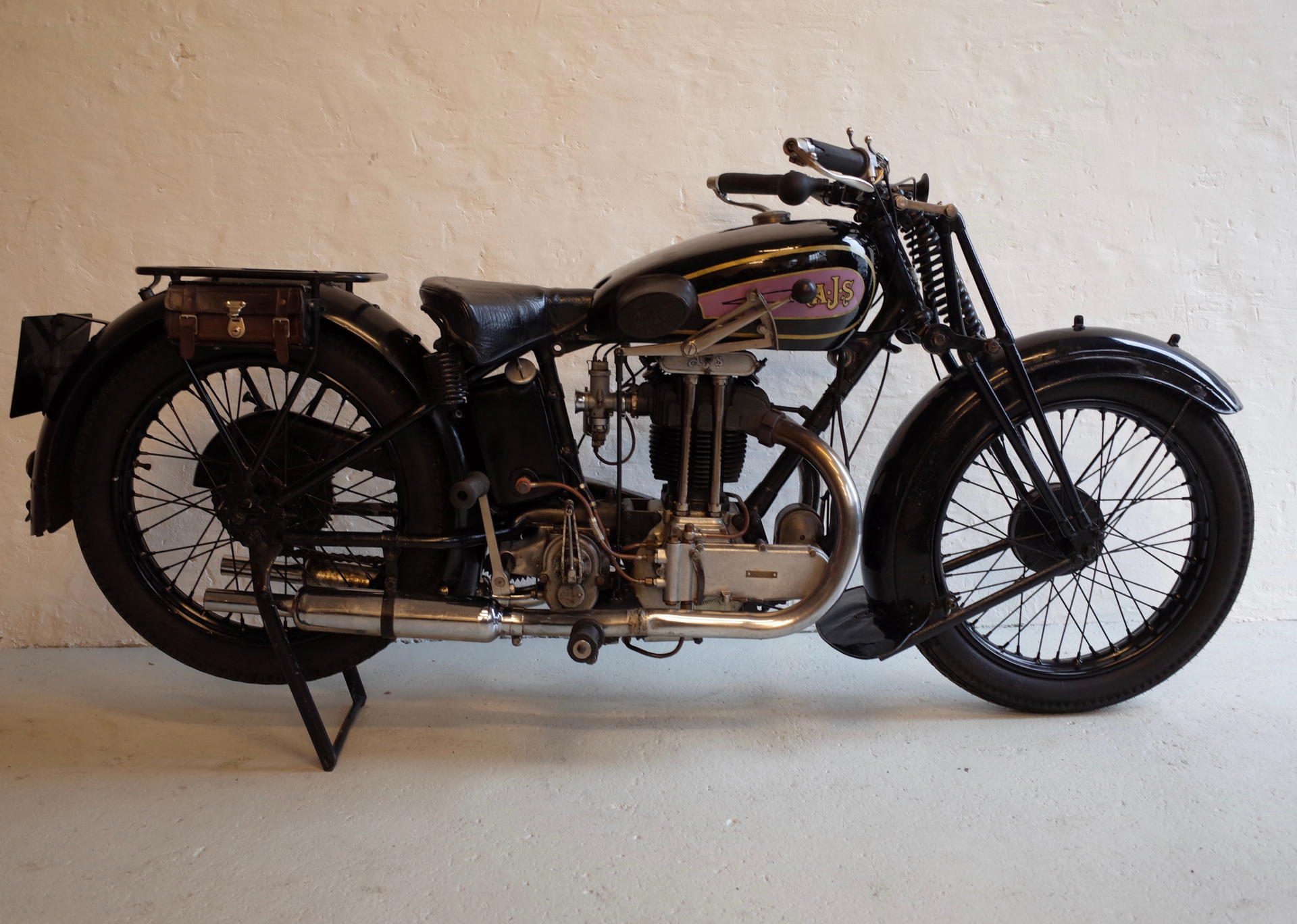vintage an・an no.29 1929 AJS M8 Twin Port – Century Limited