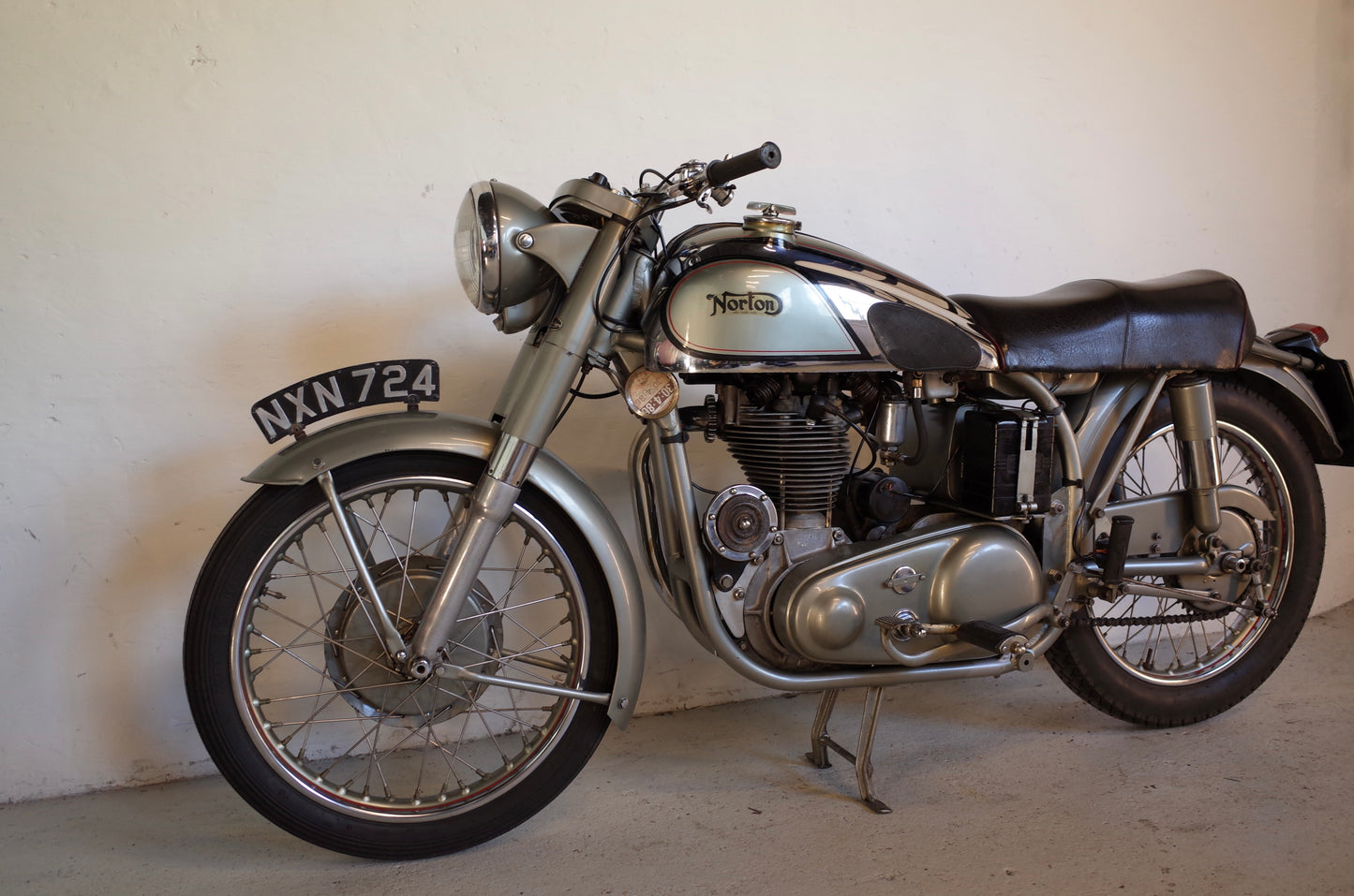 1953 Norton International M40