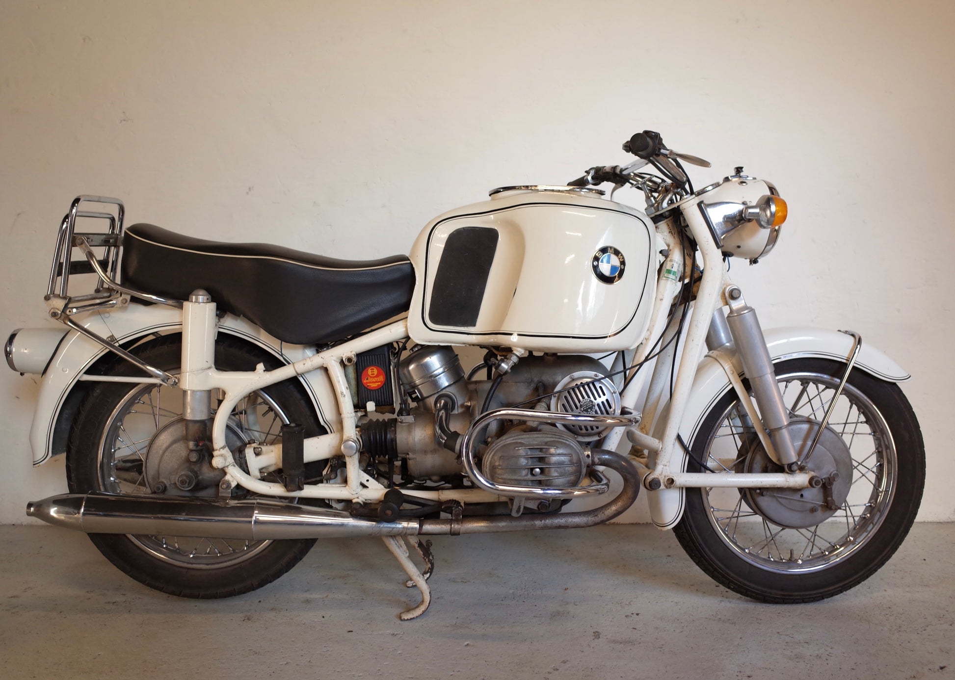 1965 BMW R60/2 Dover White