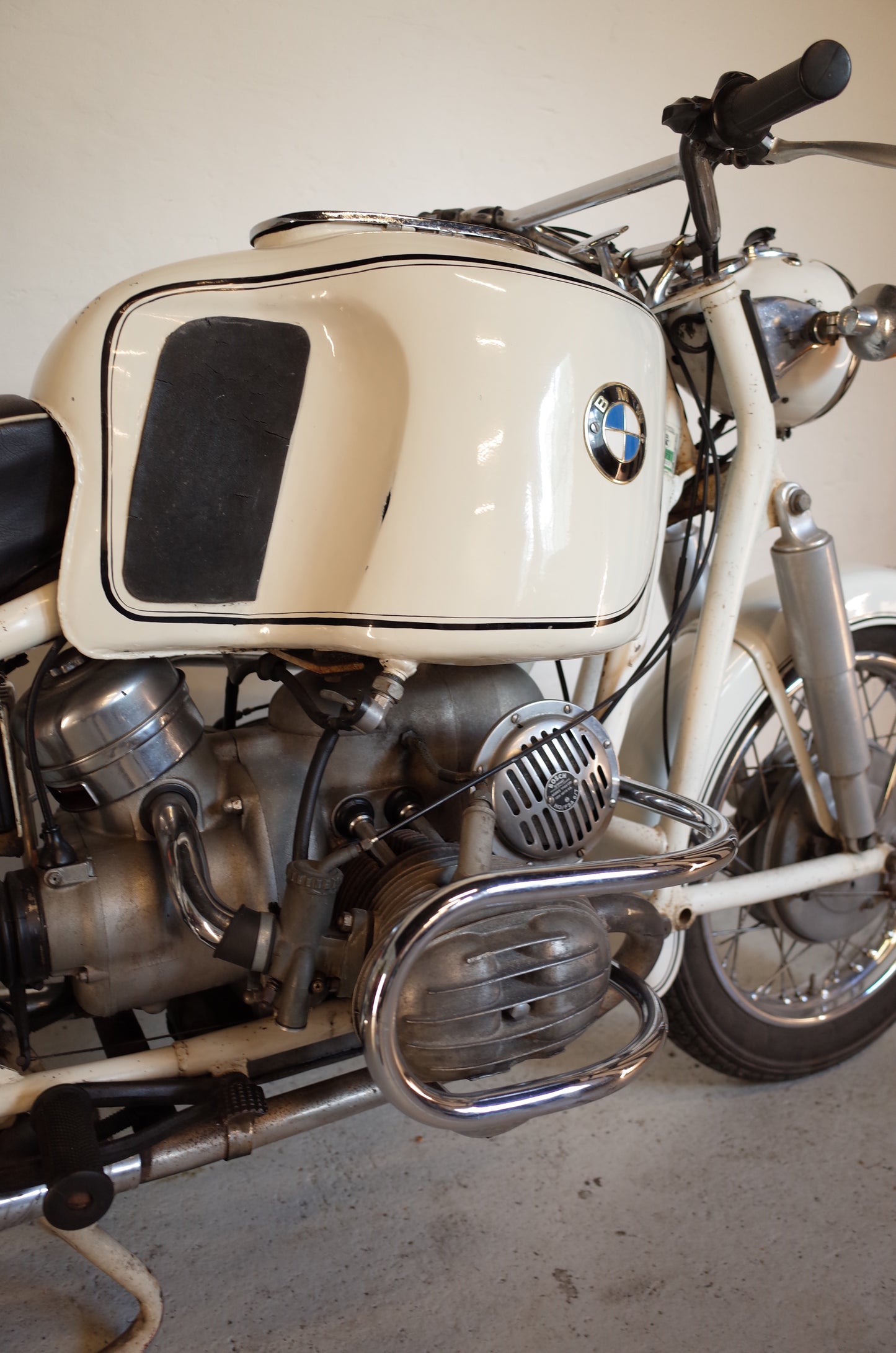 1965 BMW R60/2 Dover White