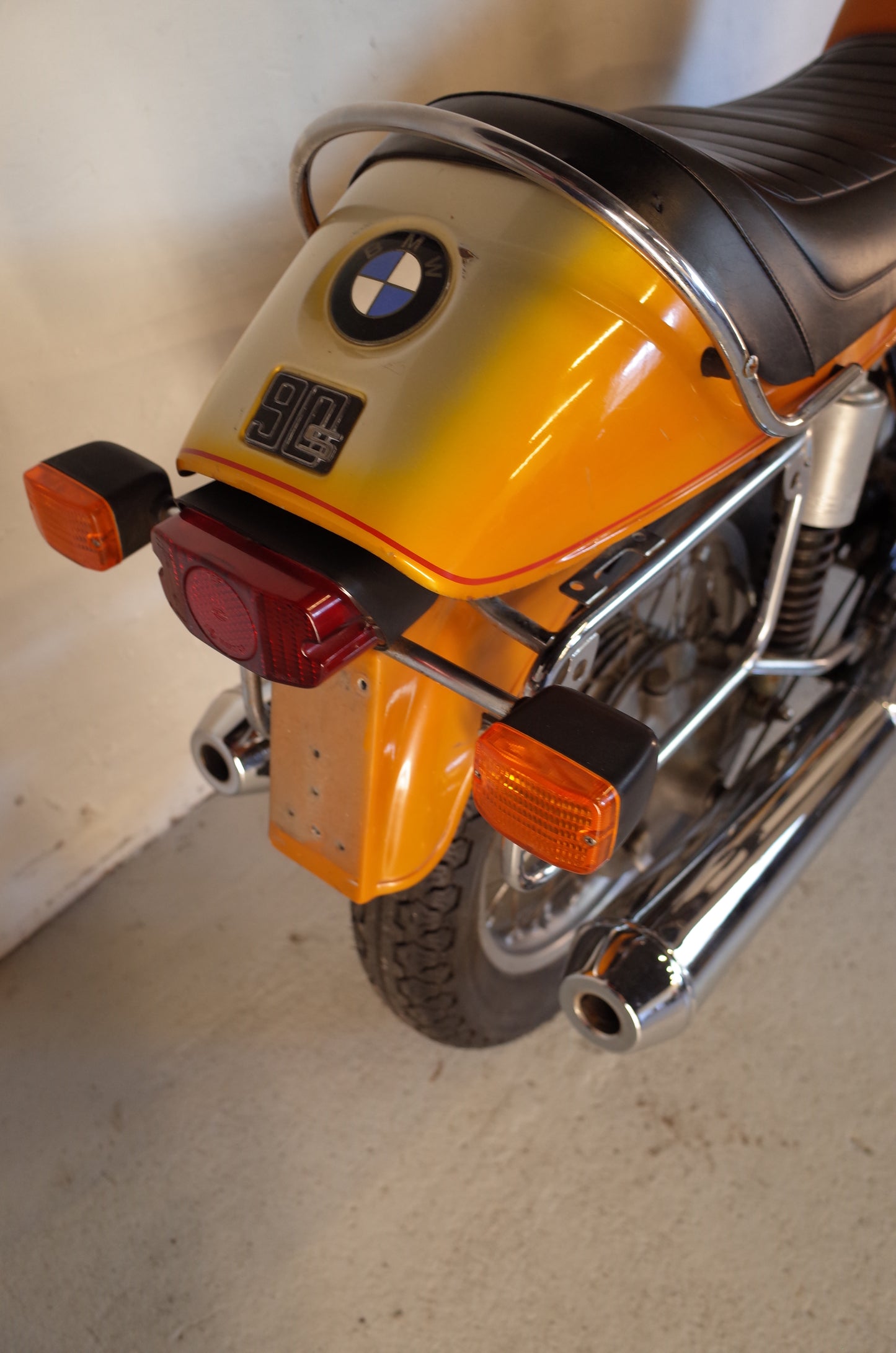 1975 BMW R90S. 900cc Boxer Twin.