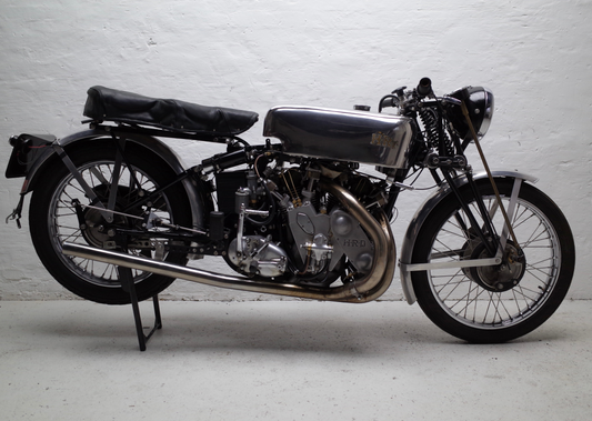 1938 Vincent HRD TT replica