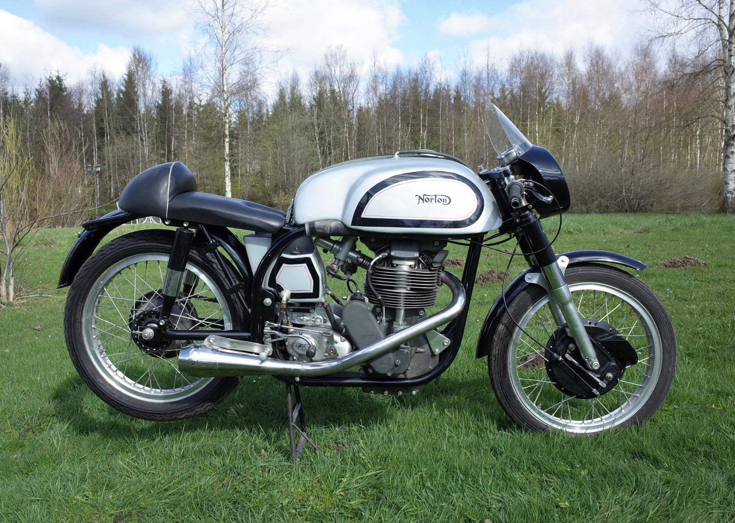 1955 Norton Manx M40. 350cc DOHC