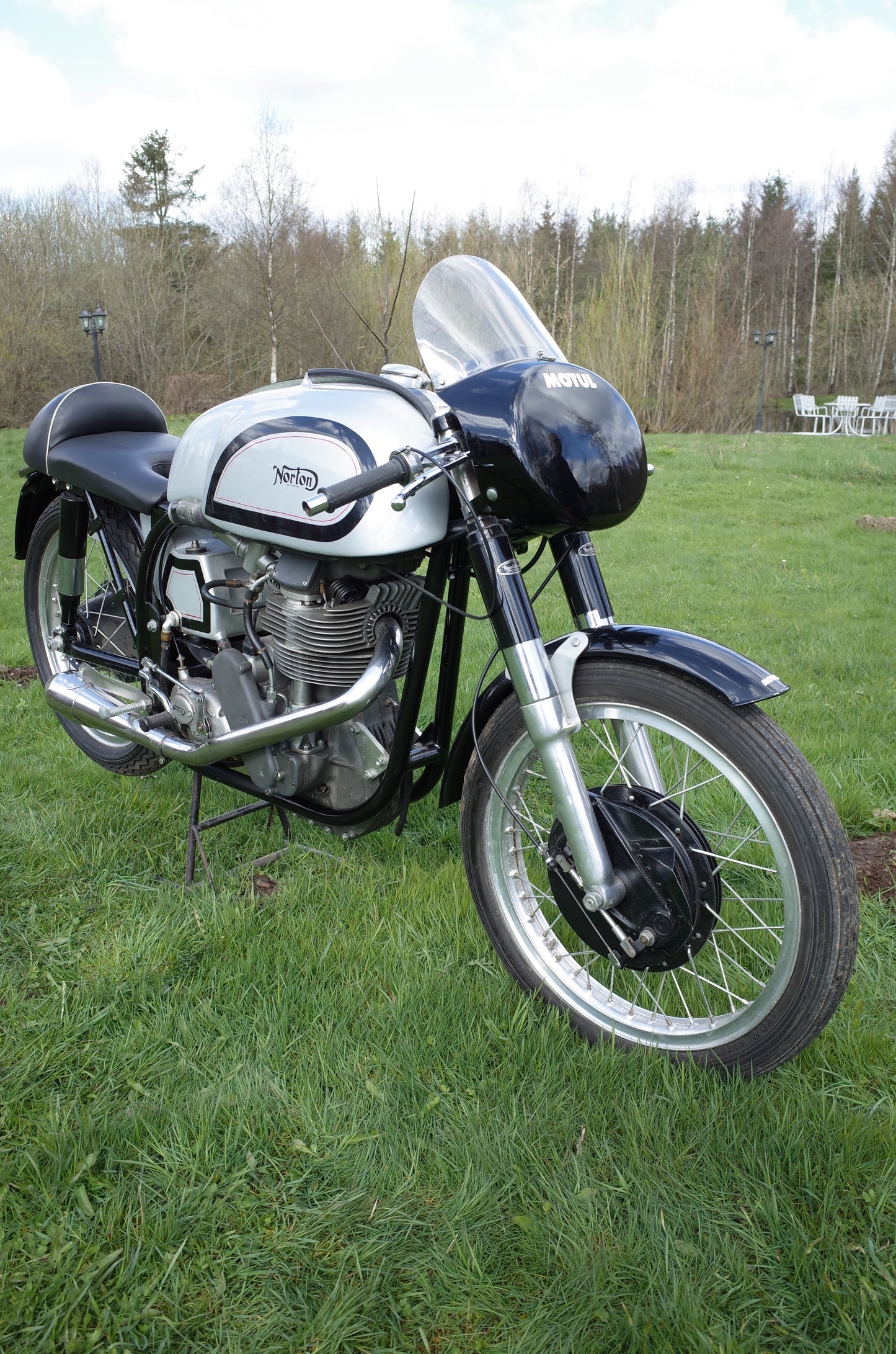 1955 Norton Manx M40. 350cc DOHC