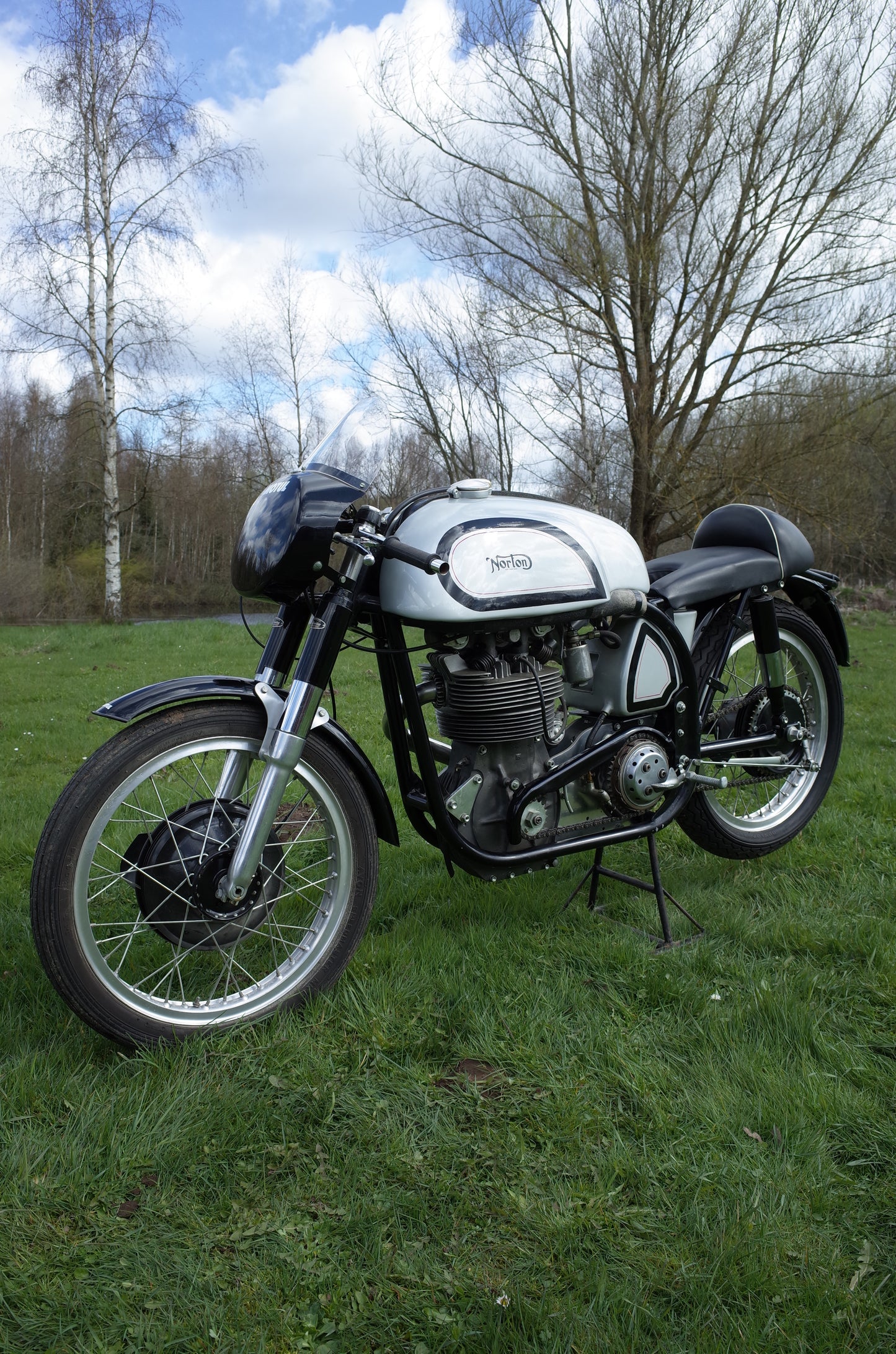 1955 Norton Manx M40. 350cc DOHC