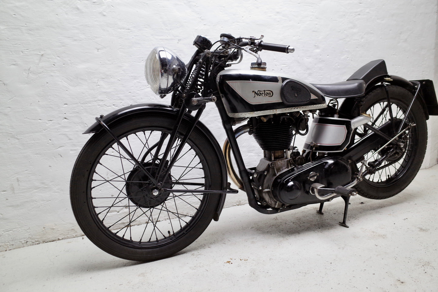 1937 Norton International M30. 500cc OHC