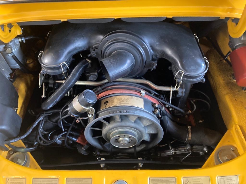1972 Porsche 911S 'Oil klappe'